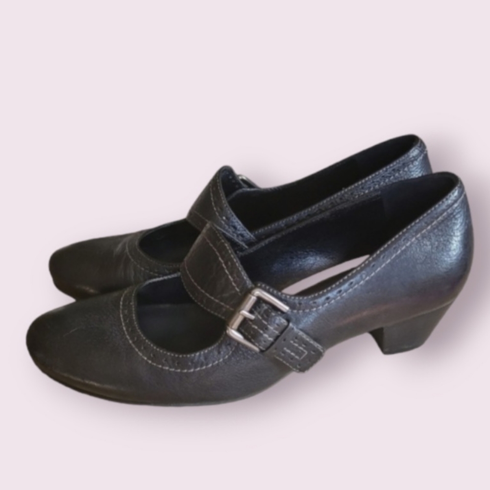 ♠️ Ecco ♠️ Black Leather Mary Janes